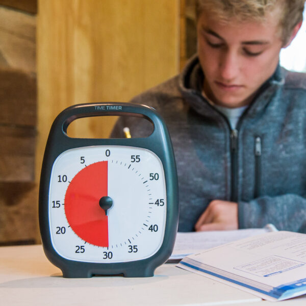 Time Timer Plus tidshjälpmedel i klassrummet